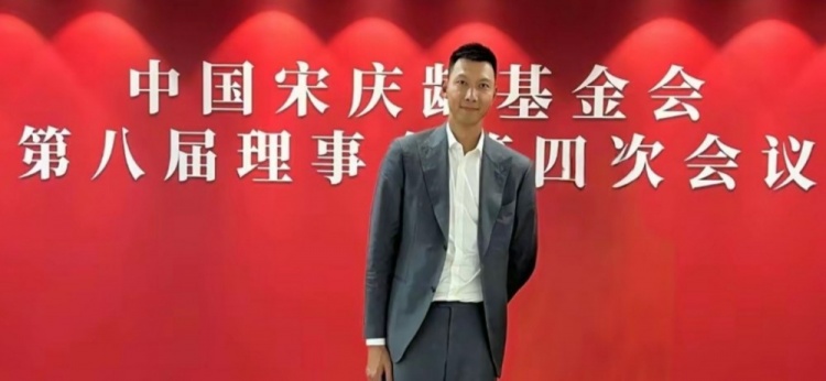  時(shí)隔5個月首次公開露面！大河報(bào)：易建聯(lián)關(guān)聯(lián)公司成被執(zhí)行人