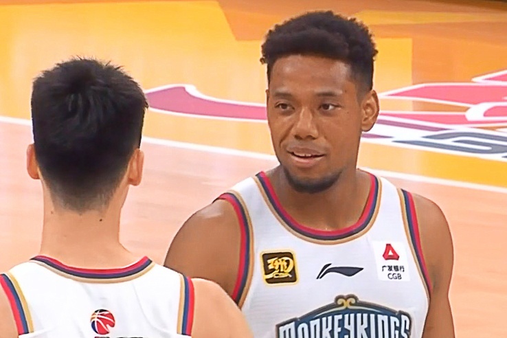  手感不錯！祝銘震半場6中4&3記三分拿下11分4籃板